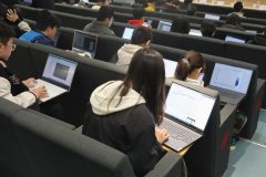 帮力开辟者建立高效立异的AI